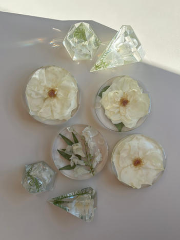 resin flower preservation