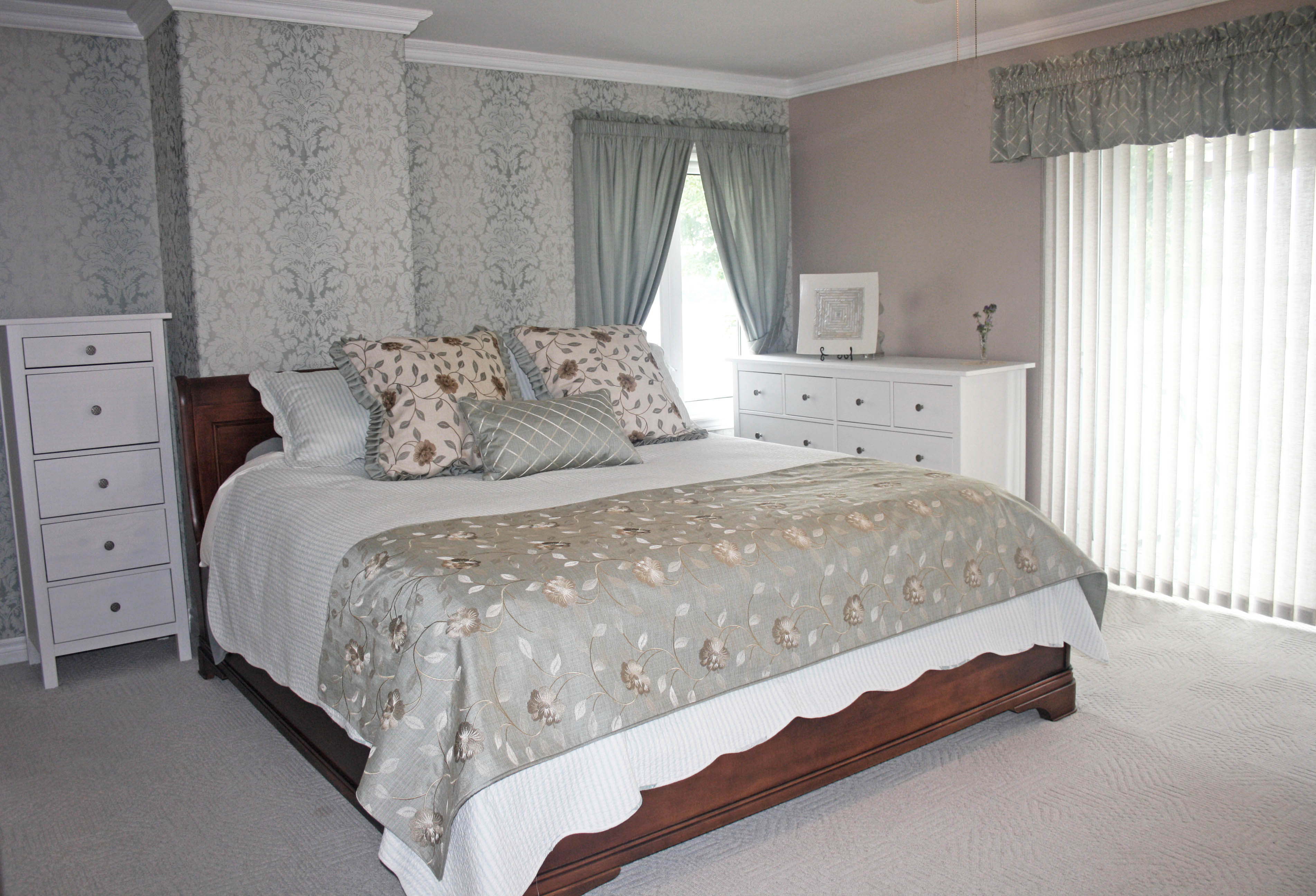 drapery, blinds & textiles