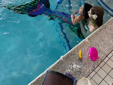 8 Professional Mermaid Gig Props