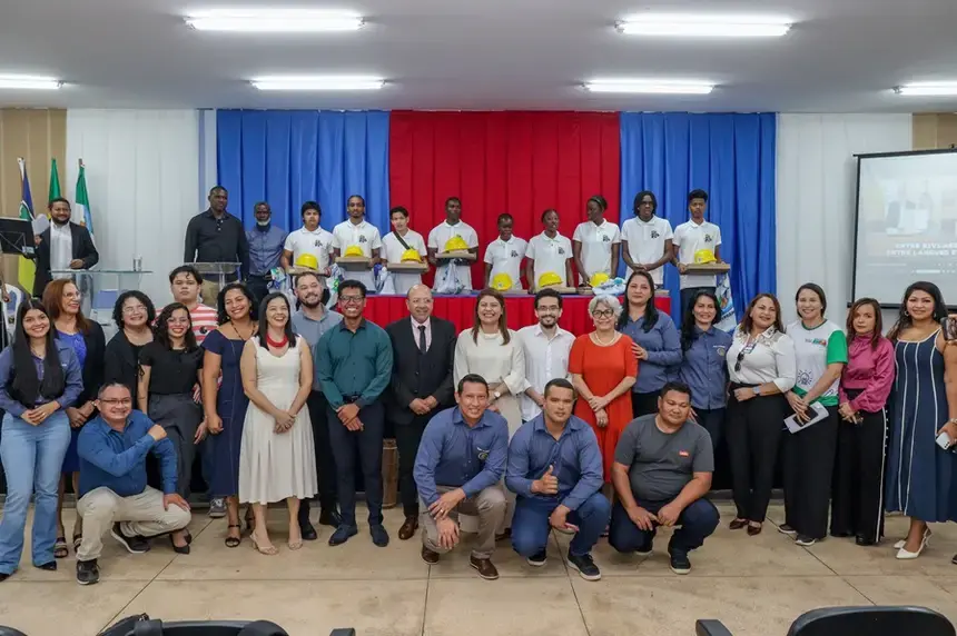 Alunos e professores da Guiana Francesa foram recebidos pelo Governo do Amapá para início de intercâmbio