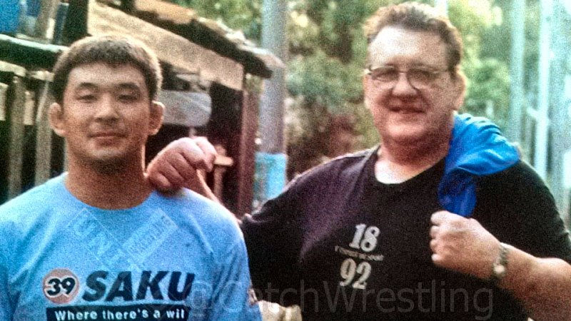 Kazushi Sakaraba with his trainer Billy Robinson