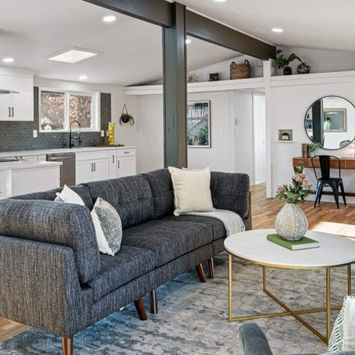 Greenbrier Living 2_edited_edited.jpg