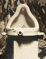 Fountain (Duchamp, 1917), photograph by Alfred Stieglitz.