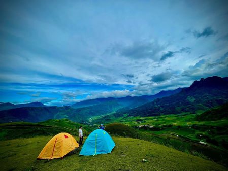 Điểm cắm trại Dền Thàng