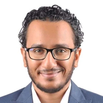 Mohamed Moustafa headshot jf.jpeg