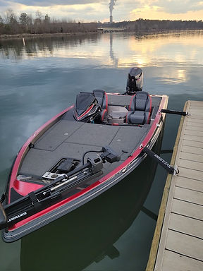 Bass boat dock d Fender