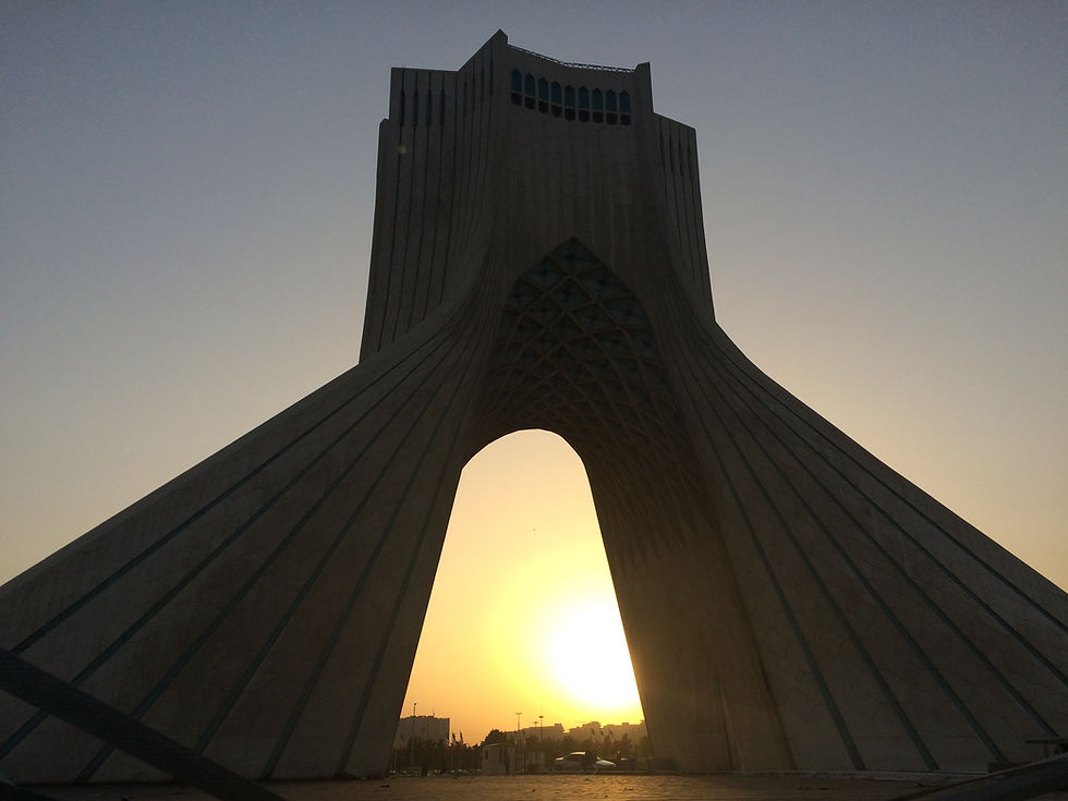 Azadi Özgürlük Kulesi / Hossein Amanat