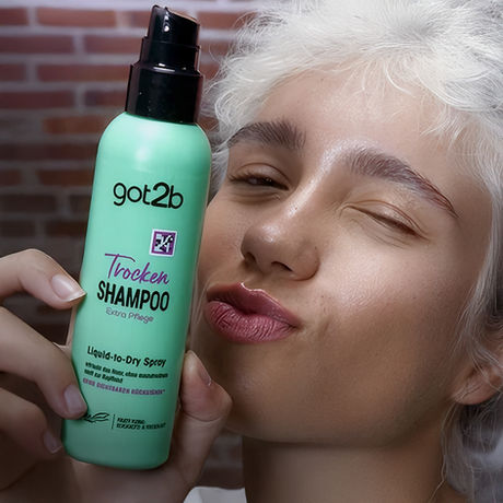 Gemeinsam mit got2b und Lena Mantler haben wir von Pixelschickeria einen frischen, energiegeladenen Spot für Amazon Prime und Fire TV realisiert. Im Mittelpunkt: das neue Liquid-to-Dry Trockenshampoo. Konzeption, Produktion und Post kamen von uns – unterstützt durch Social Media und Influencer-Content. Let’s call it: Team Haircation!
