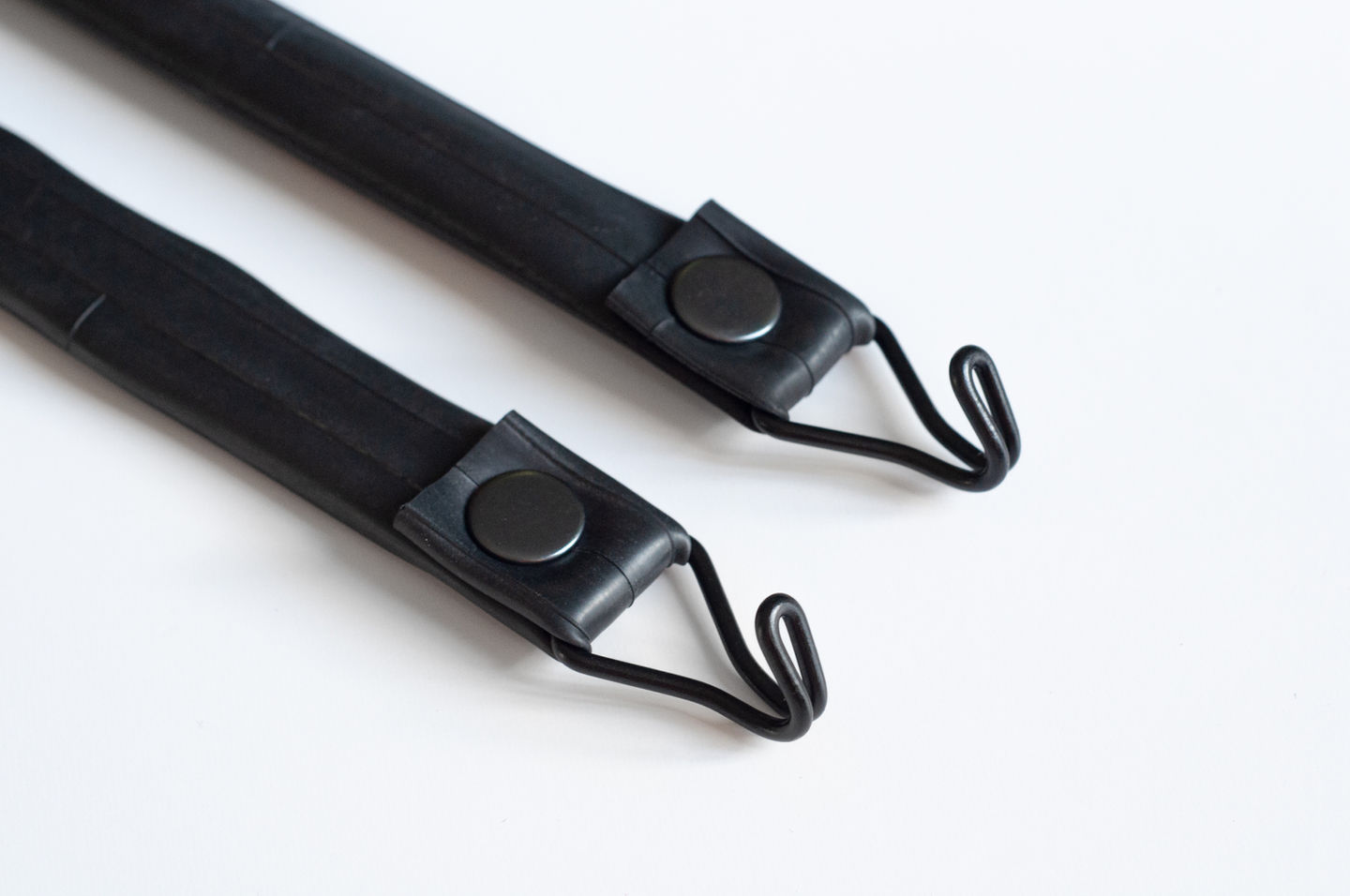 TOOB Mini Strap hook detail
