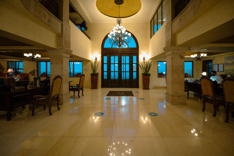 Architectural hotel photography Seattle, reception area