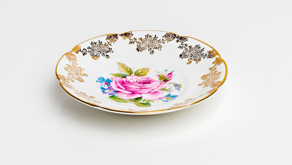 ASSORTED VINTAGE CAKE PLATE