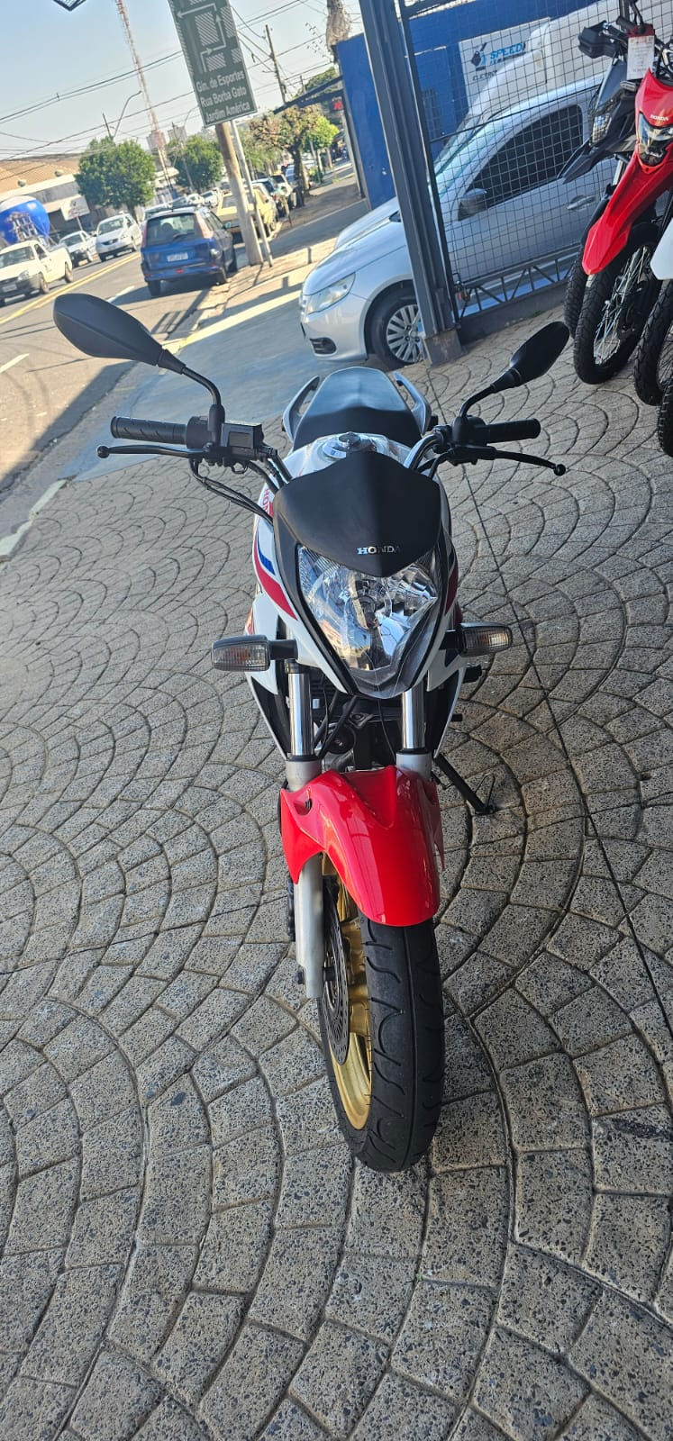 Miniatura: CB 300R ANO 2015  CAPITÃO AMÉRICA