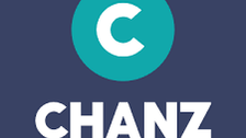 Chanz kasiino veebilehe vaade, kus on näha online kasiino mängud, boonuste ala ja tumedas stiilis kasutajaliides.