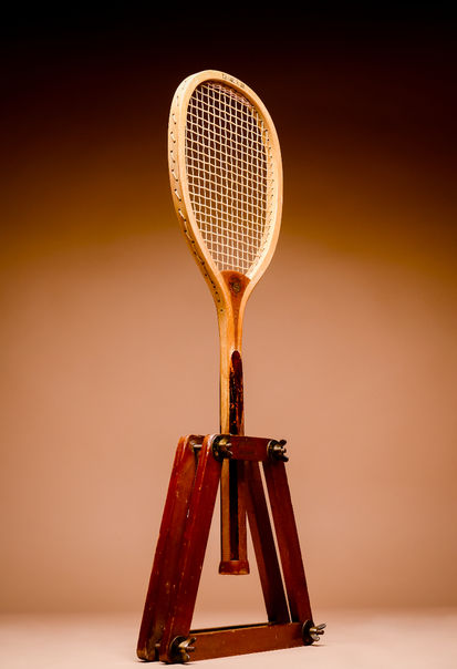 Victor Comet 1902 Antique Vintage Tennis Racquet - Profile Left Position
