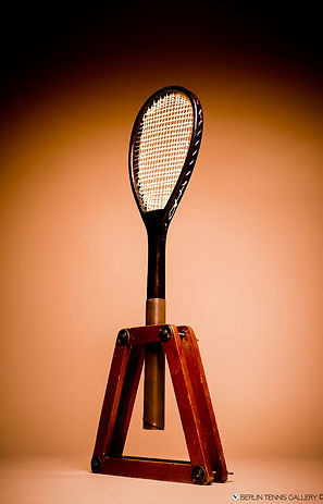 Antique Real Tennis Racquet from 1789 - 3D Full Body Right Position