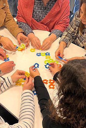 Sesión de formación y entrenamiento de habilidades con equipos de trabajo