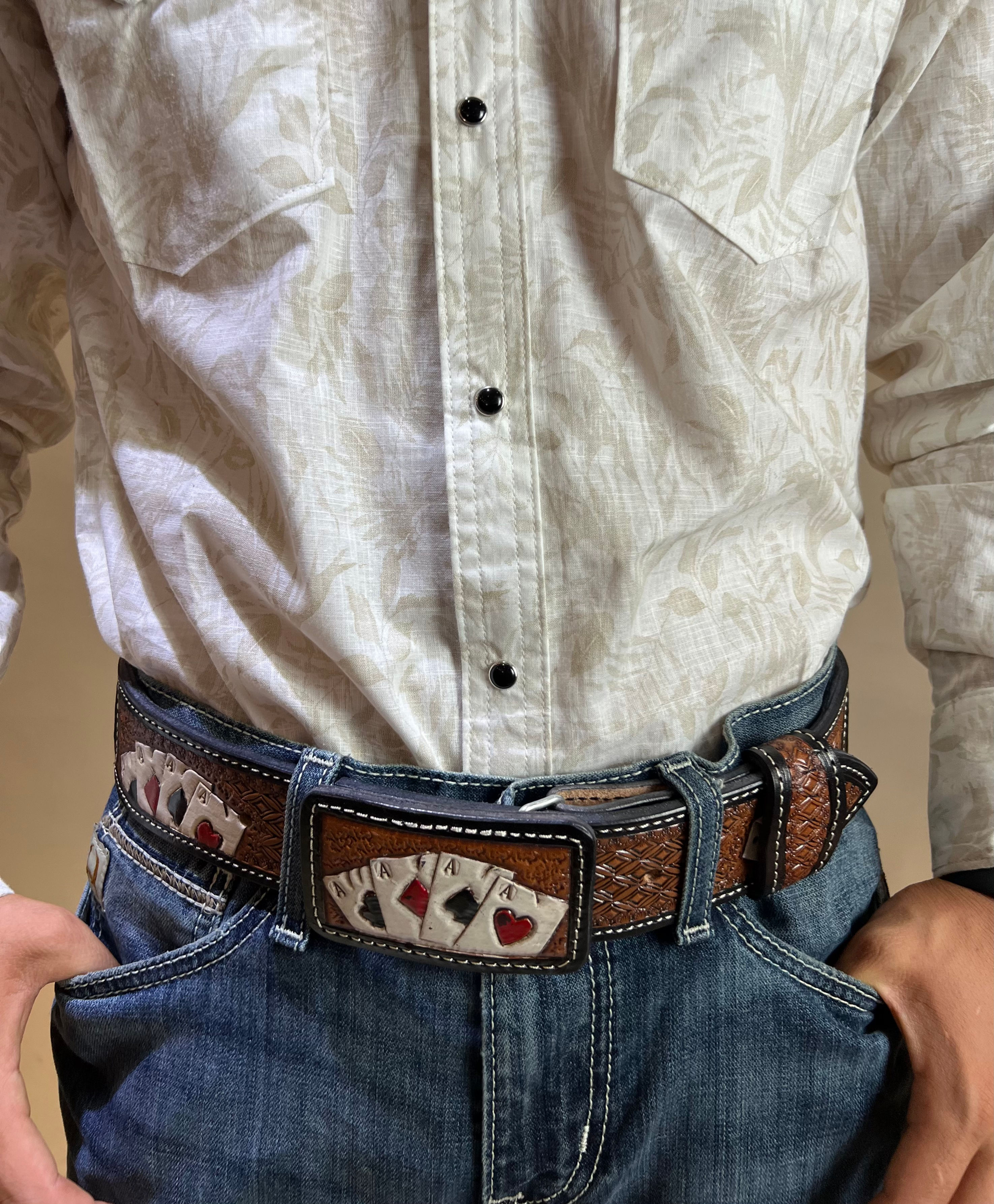 Cinturón Cincelado Con Chaquira