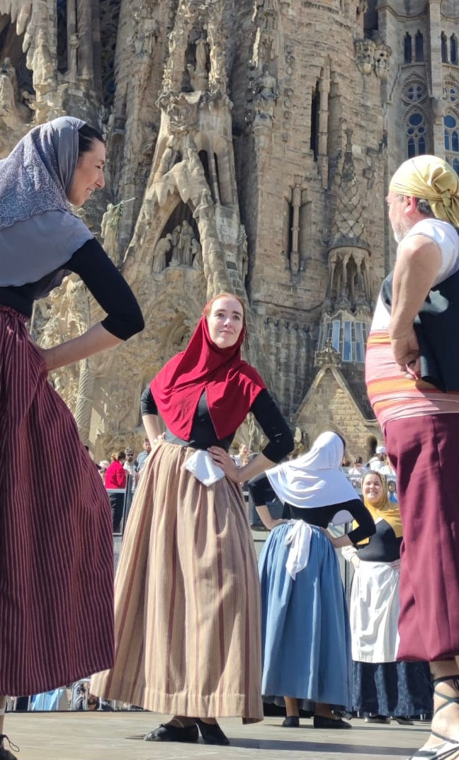 FESTIVAL D'ESBARTS A BARCELONA
