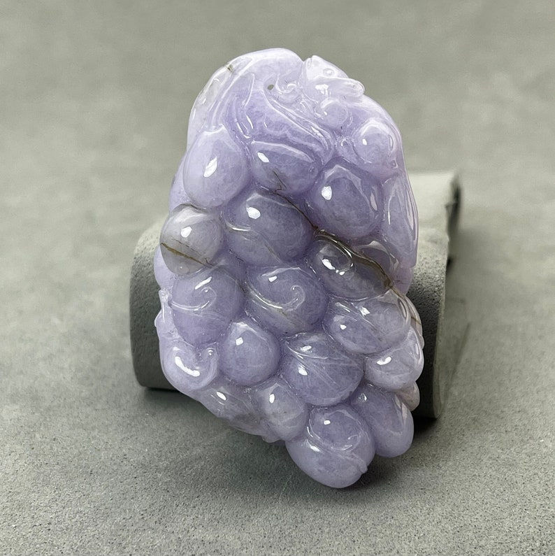 Vintage Hand carved Jadeite pendant of grapes, lavender jade grape charm