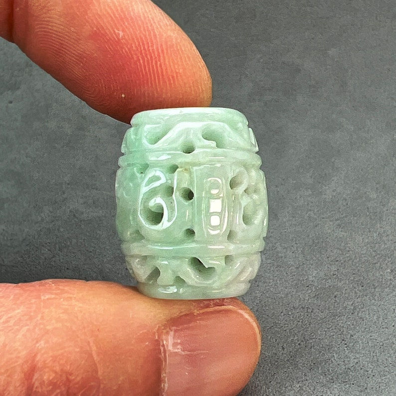 Jade carving : One(1)hand carved natural color jade tube bead, carved with