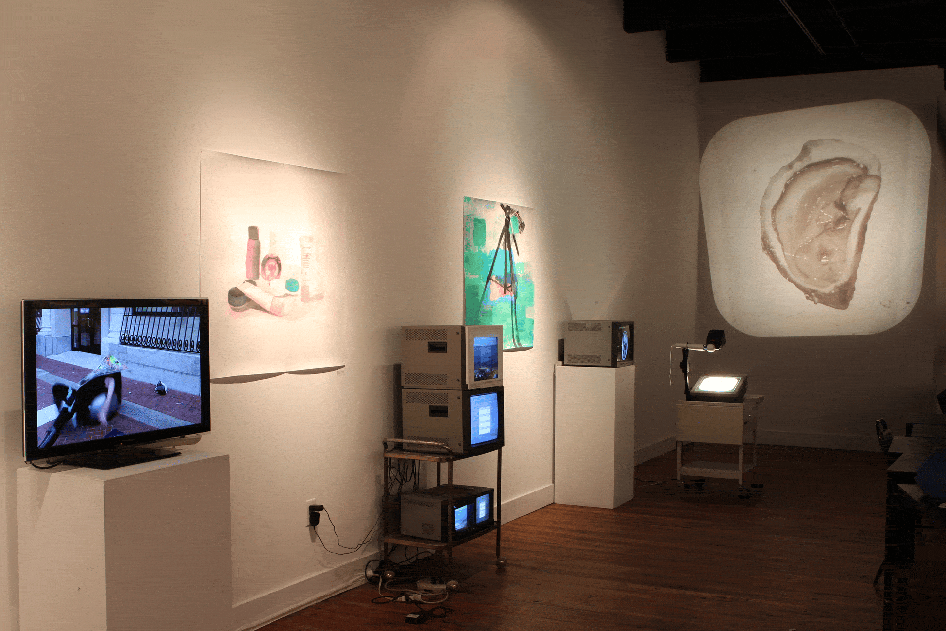 FYE moving gallery.gif