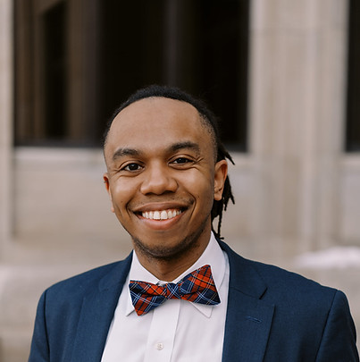 Ian W Professional headshot.jpg