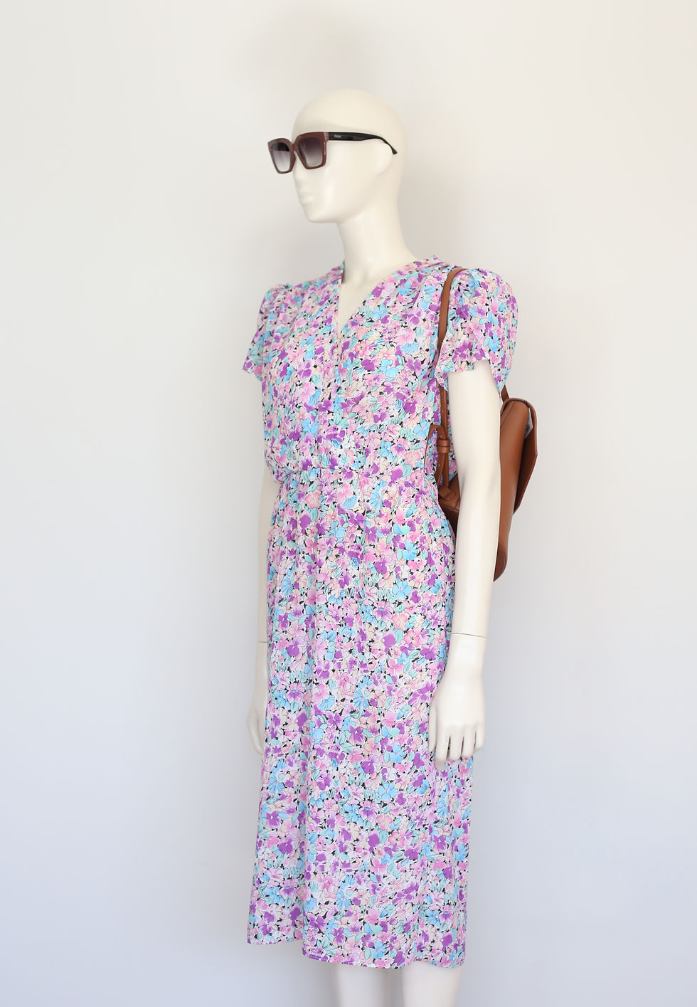 Vestido floral lavanda decote v Alison Peters, P