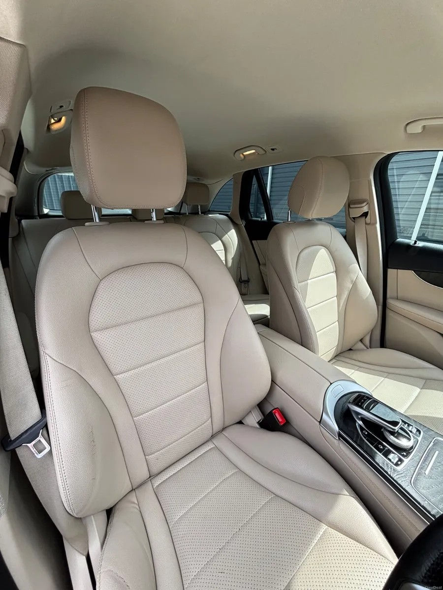 Thumbnail: 2017 Mercedes-Benz GLC 220 D 4matic Auto Diesel