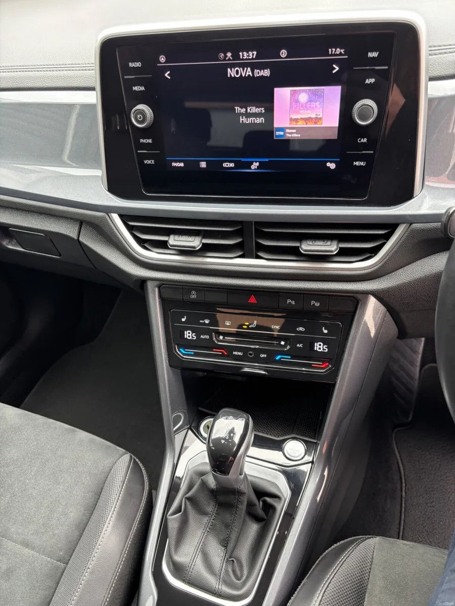 Thumbnail: 2023 Volkswagen T-Roc 1.5 TSI 150 HP DSG Style