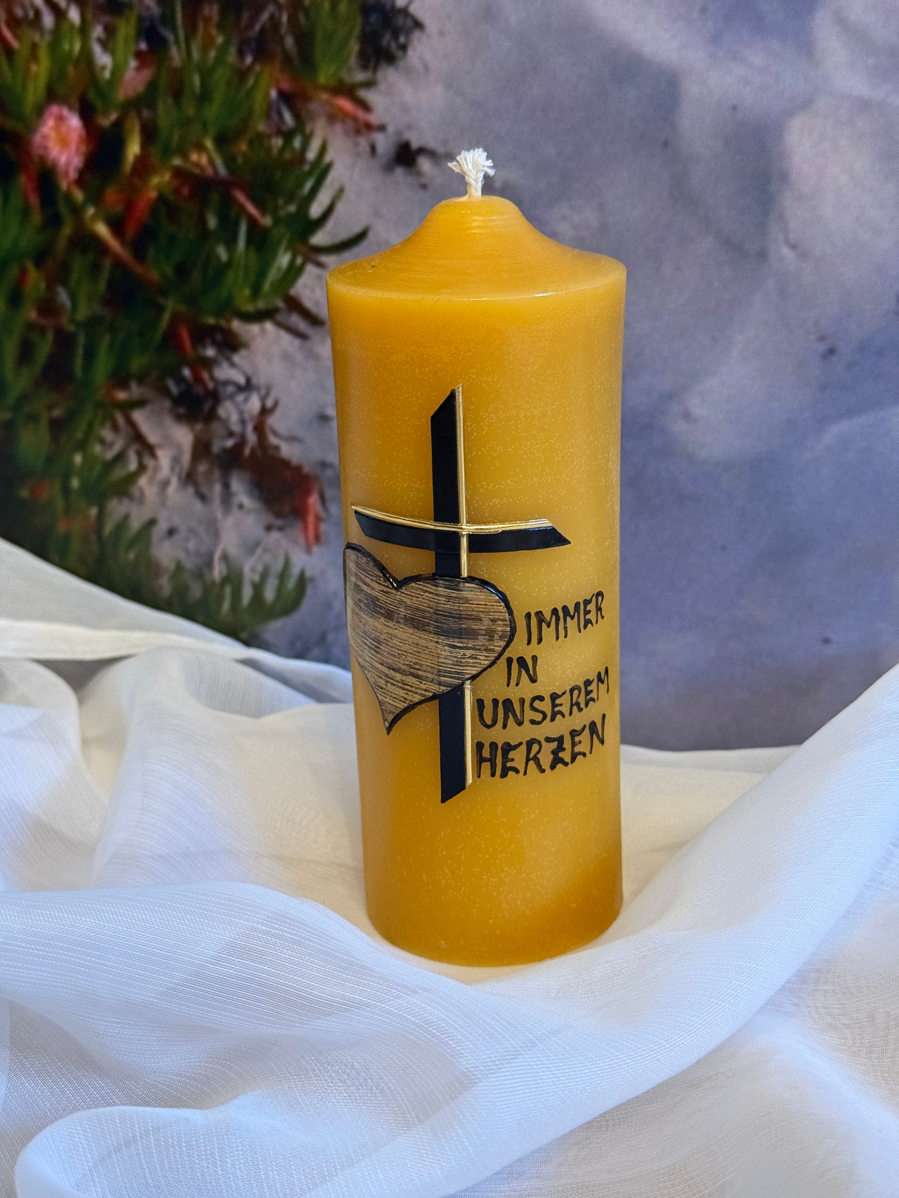 Trauerkerze Bienenwachs "Herz_Kreuz"