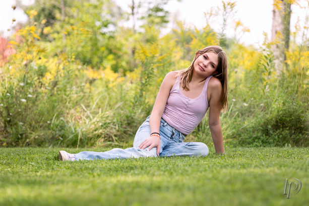 Distinctive "Sweet 16" Birthday Portraits at the Park