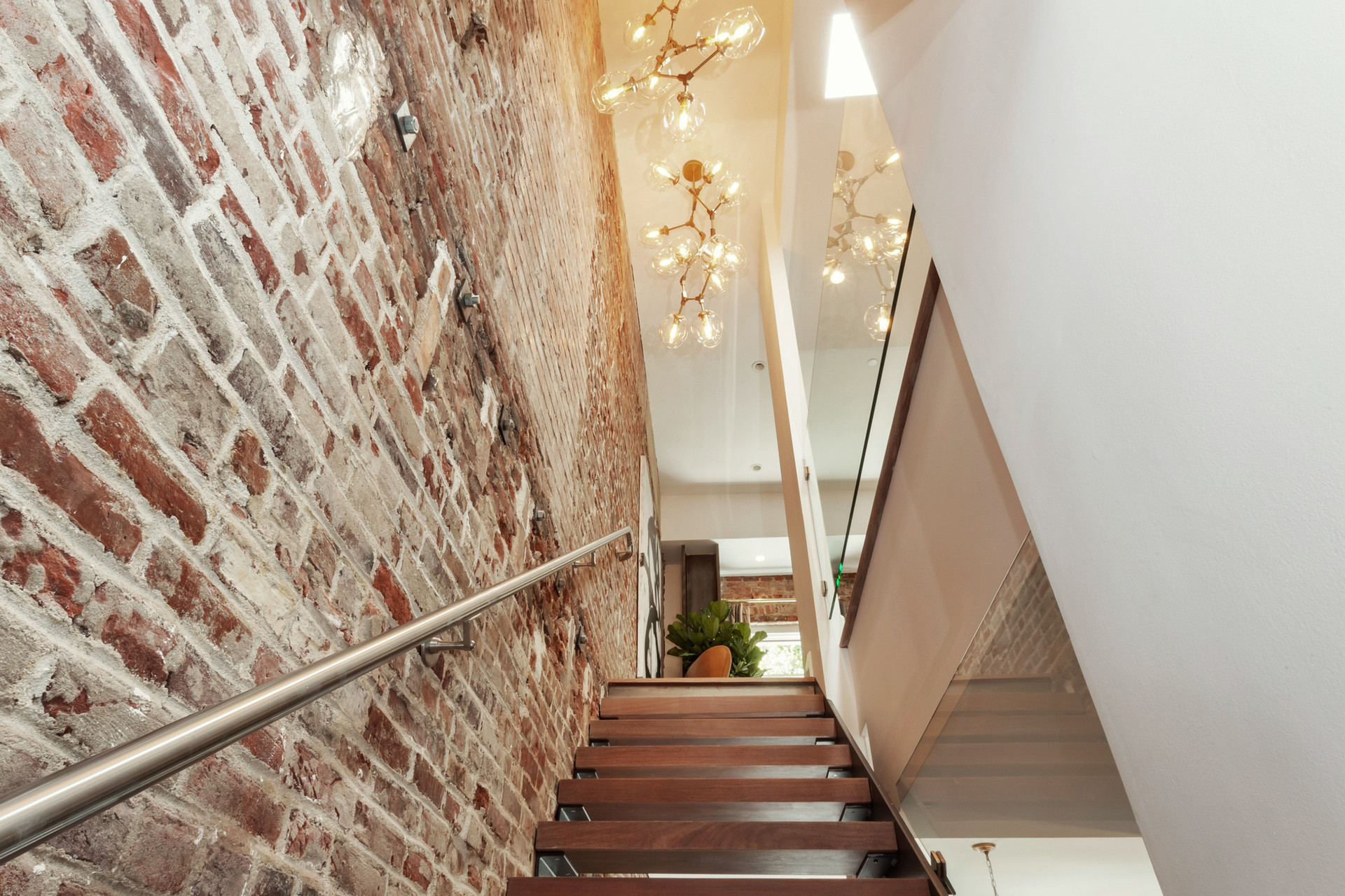 25 Hotaling Pl - (15).jpg