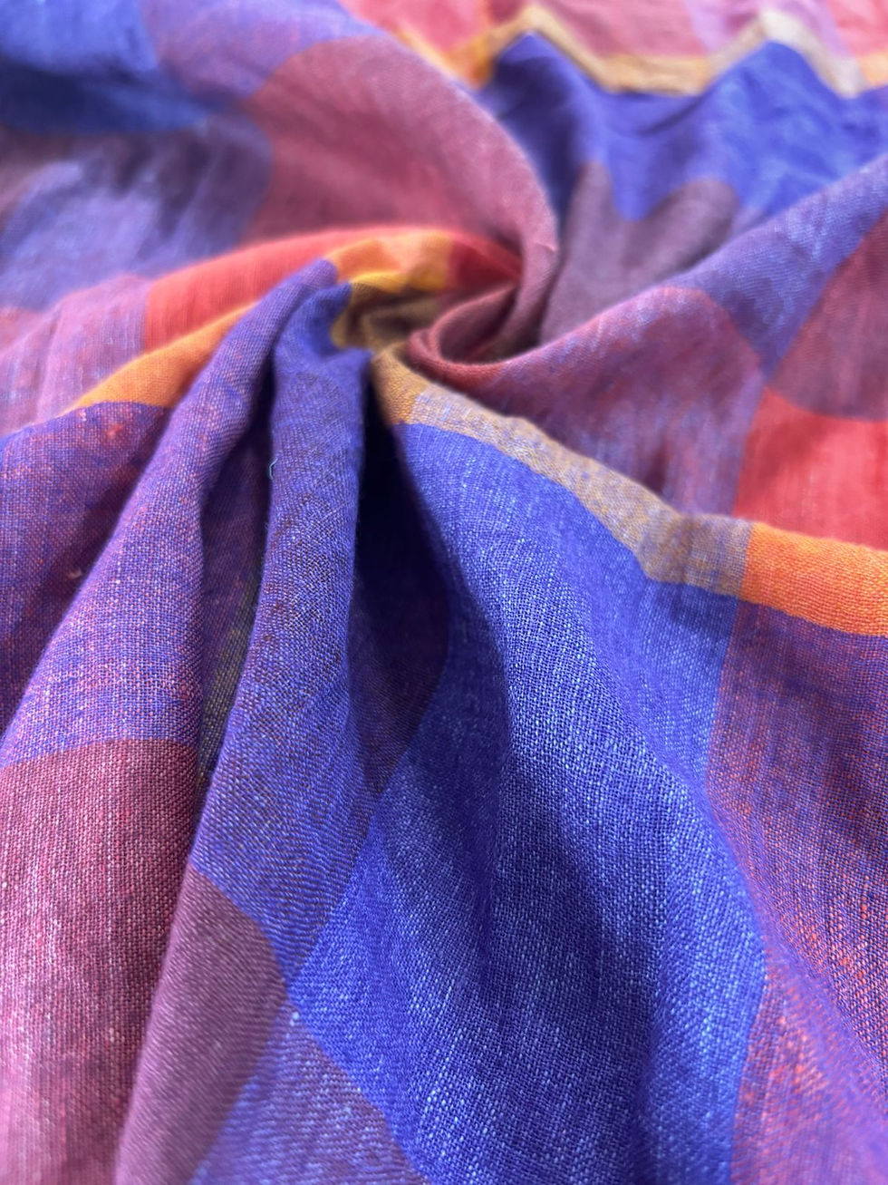 Beyond the Fabric: The Eco-Conscious Process of Handloom Weaving
