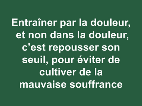 Entraîner physiquement le football par la douleur et non dans la douleur