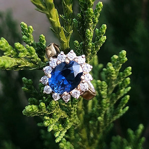 blue-sapphire-halo-diamond-ring-leaves-.