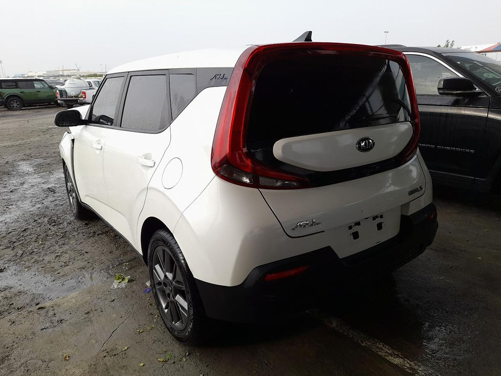 Thumbnail: KNDJ23AU1M7146938 KIA SOUL 2021 WHITE VIN