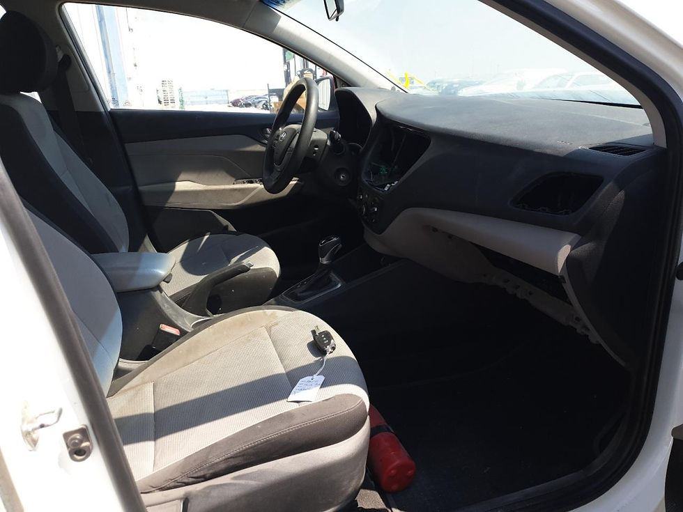 Thumbnail: MALC741C4KM112074 HYUNDAI ACCENT 2019 WHITE VIN: