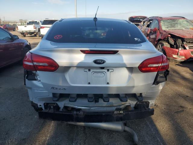 Thumbnail: 1FADP3E23JL230162 FORD FOCUS 2018 SILVER S VIN:
