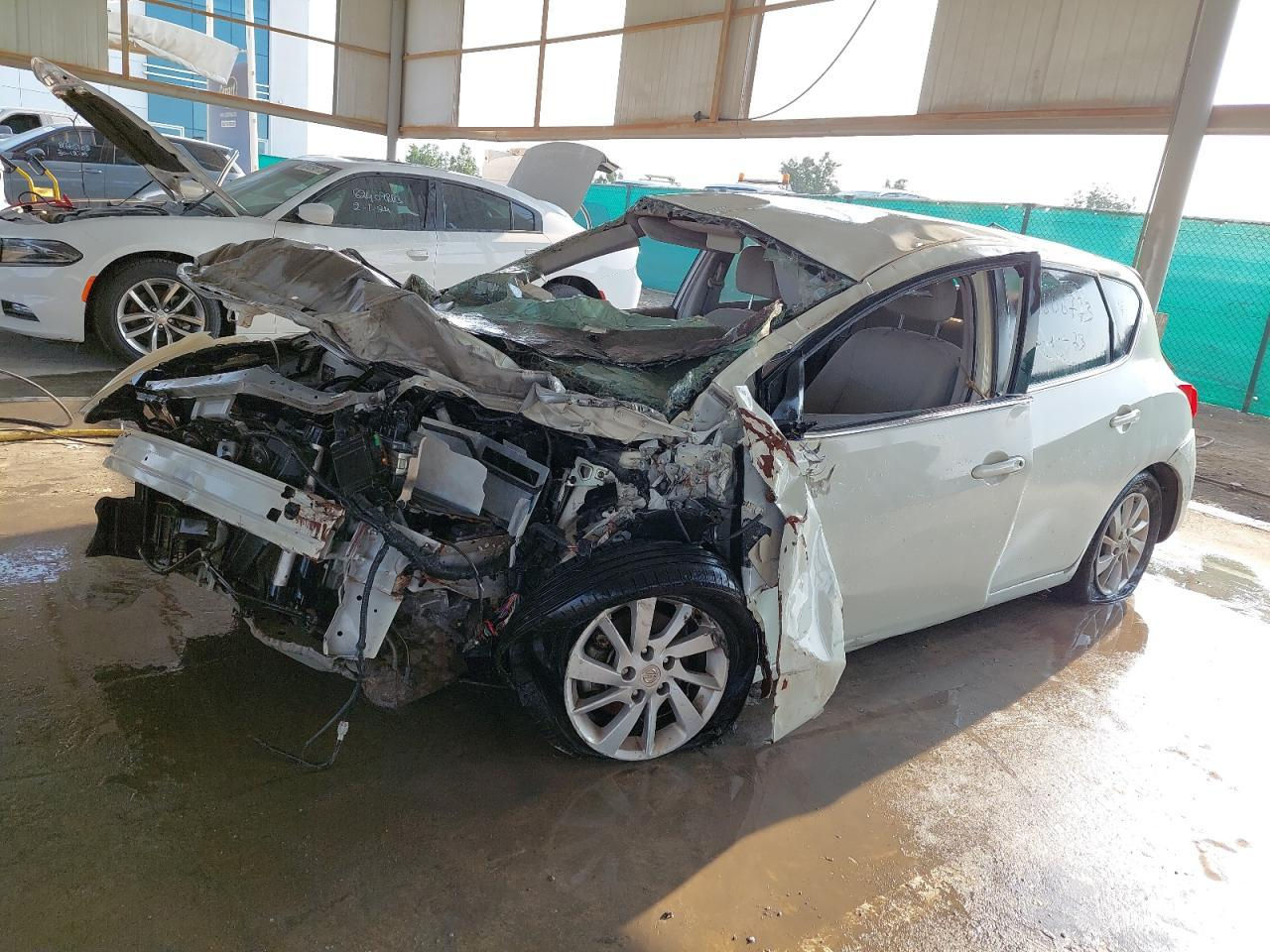 MNTBC2C98E6000461 NISSAN TIIDA 2014 WHITE VIN: