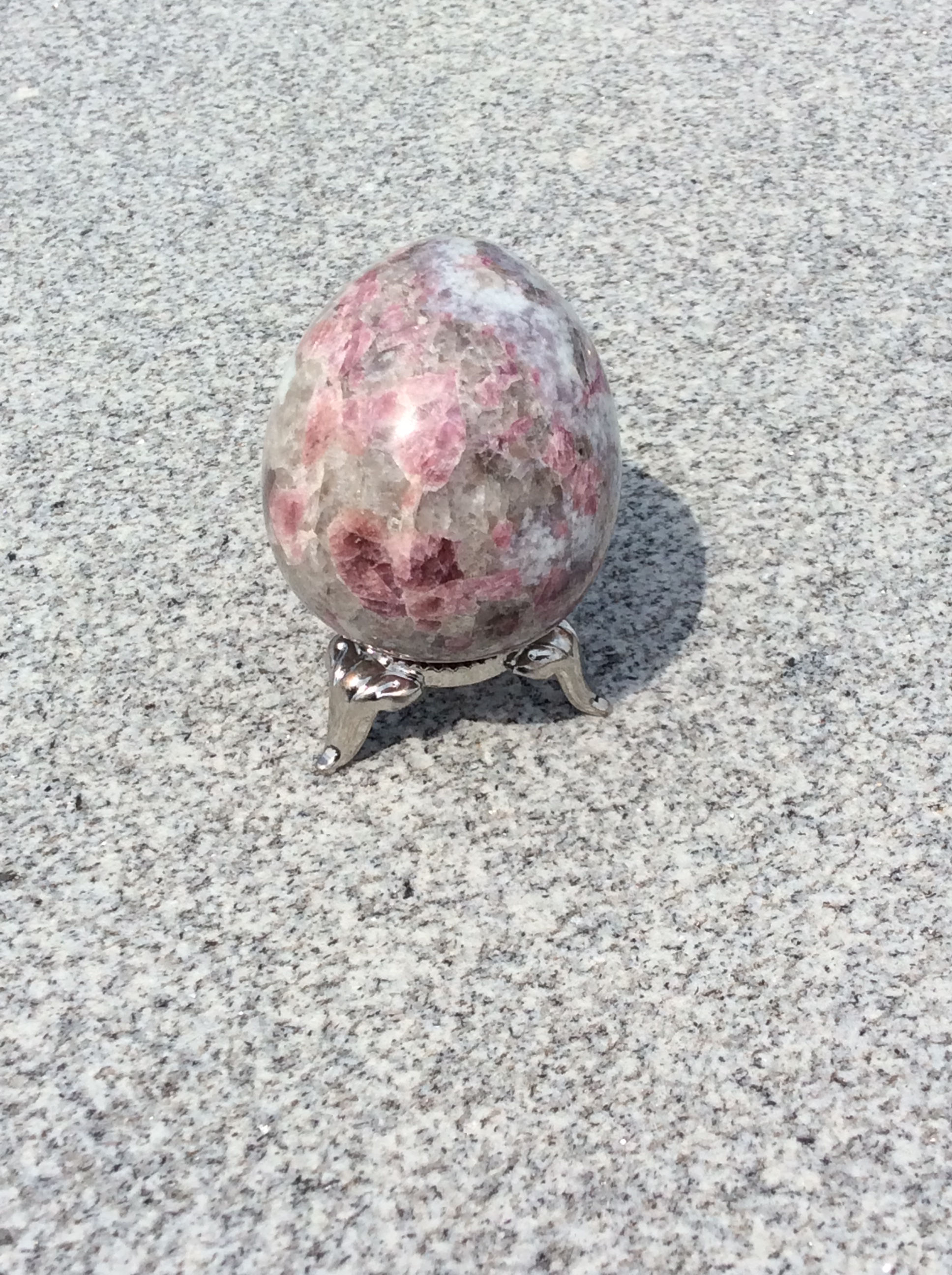 RoundAbouts Collectible Eggs: ME Rubellite