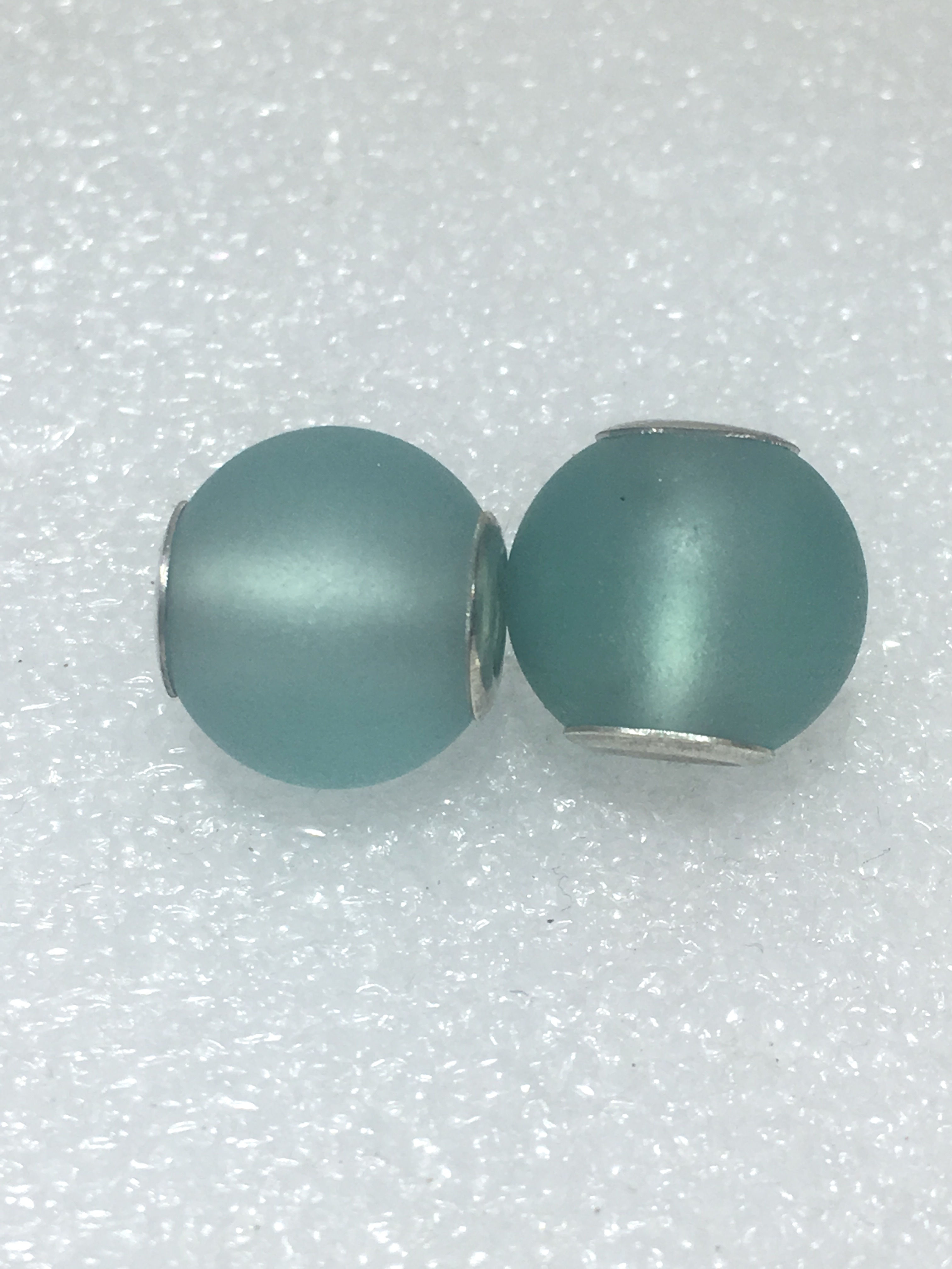 "Americana" Insulator Beads Sz M14