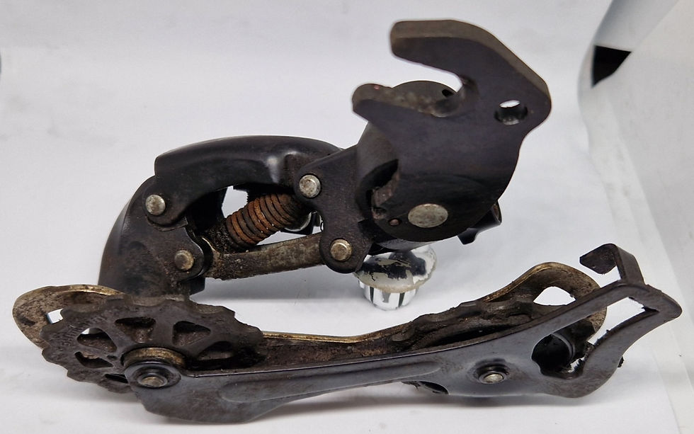 Thumbnail: Shimano Tourney rear derailleur