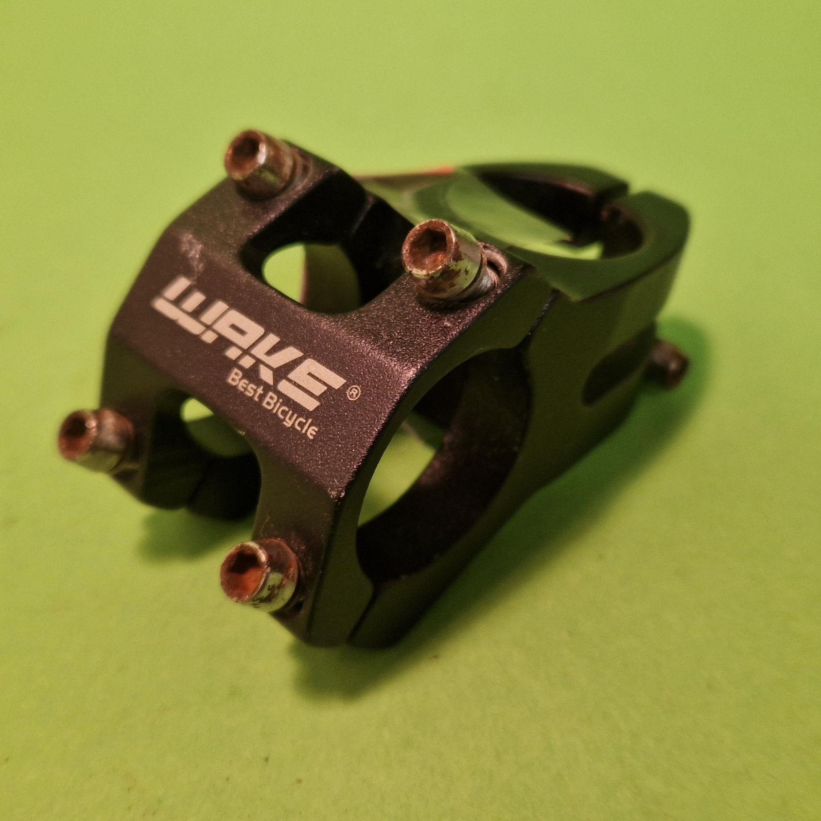 Wake Black aHeadStem