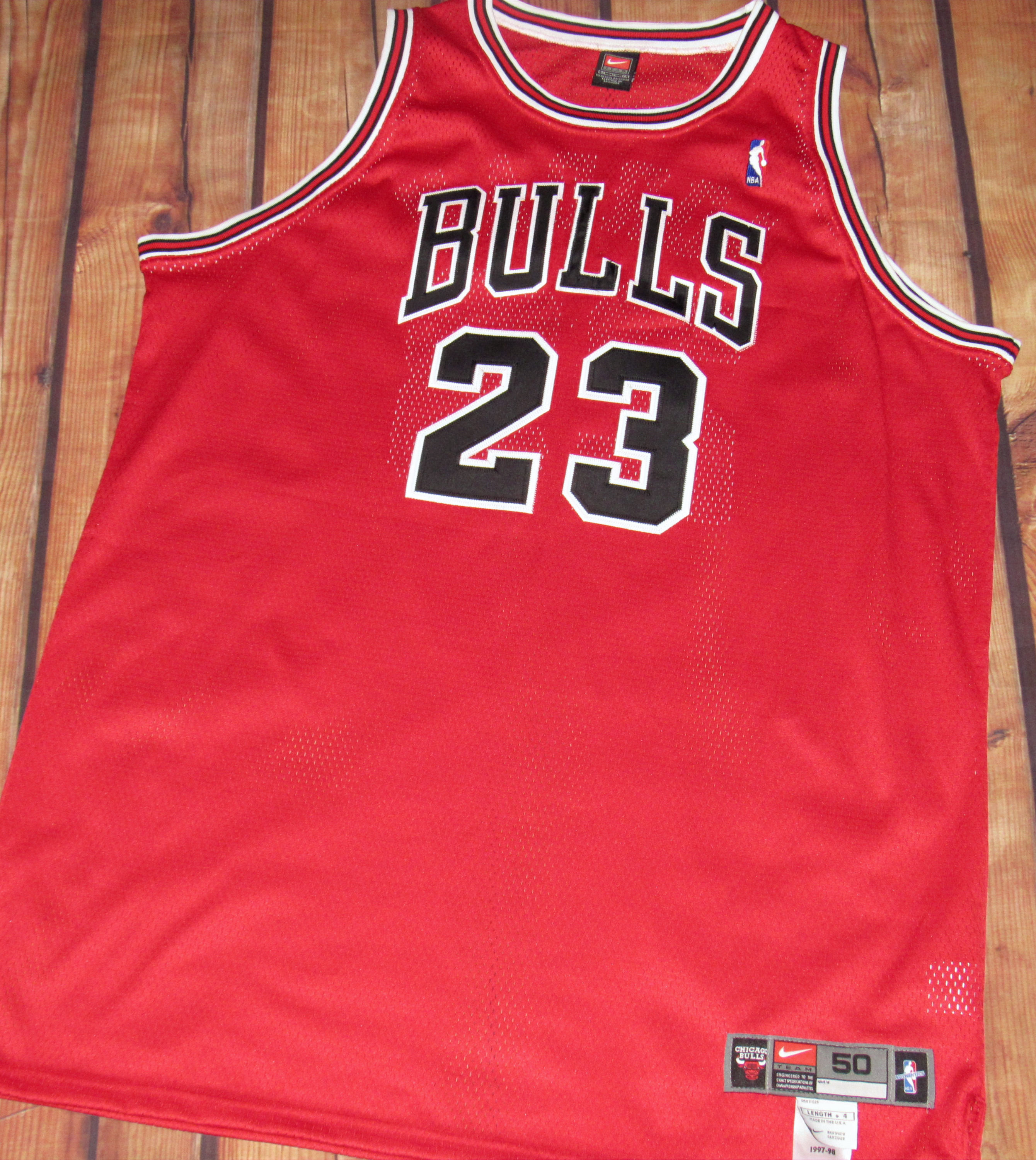 Nike Chicago Bulls Michael Jordan Road Jersey