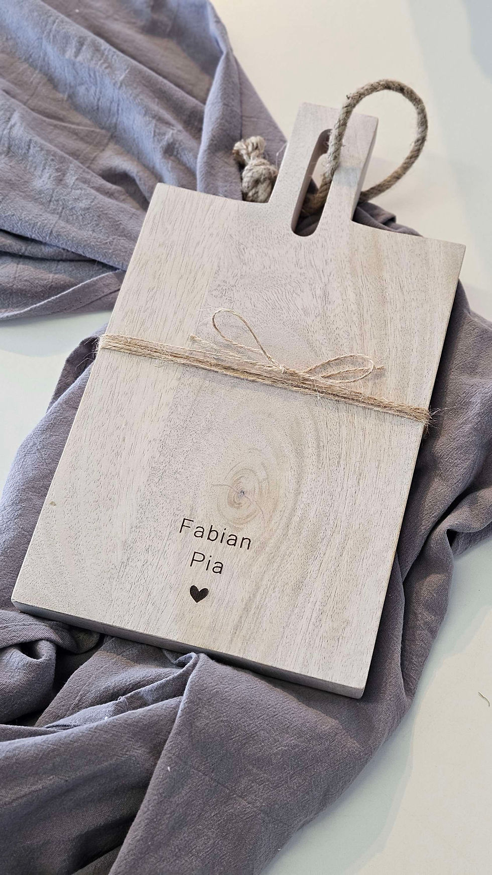 Miniaturbild: Holzbrett Namen +Herz