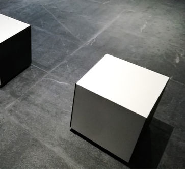 bancas y asientos mobiliario urbano para centro comercial neko City