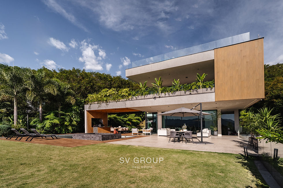 Thumbnail: Casa Medellin