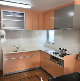 キッチン照明、キッチンシンク、流し台、キッチンリフォーム
