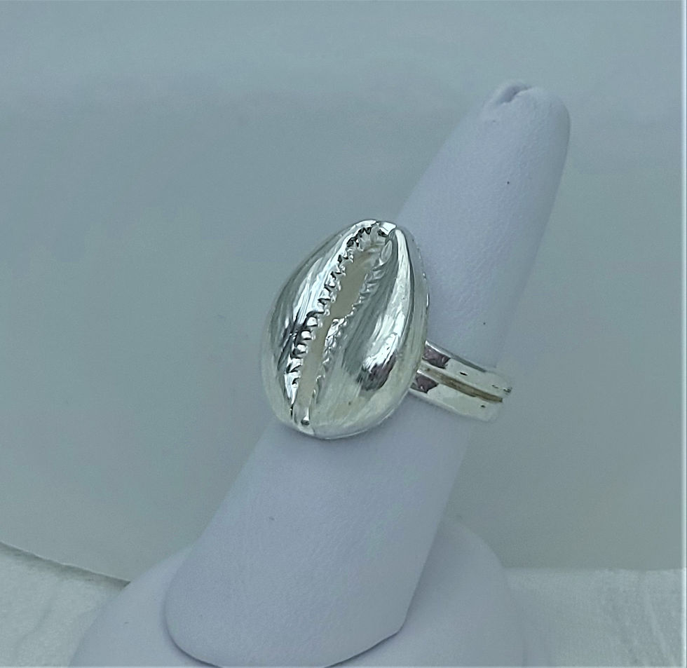 Thumbnail: Fine Silver Cast Cowrie Shell/ DBL Band Ring