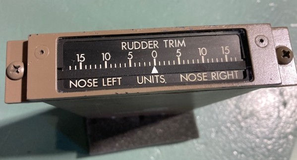 757 airline cockpit parts